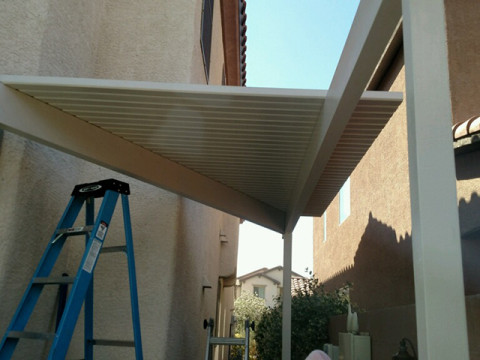 Freestanding Construction Design